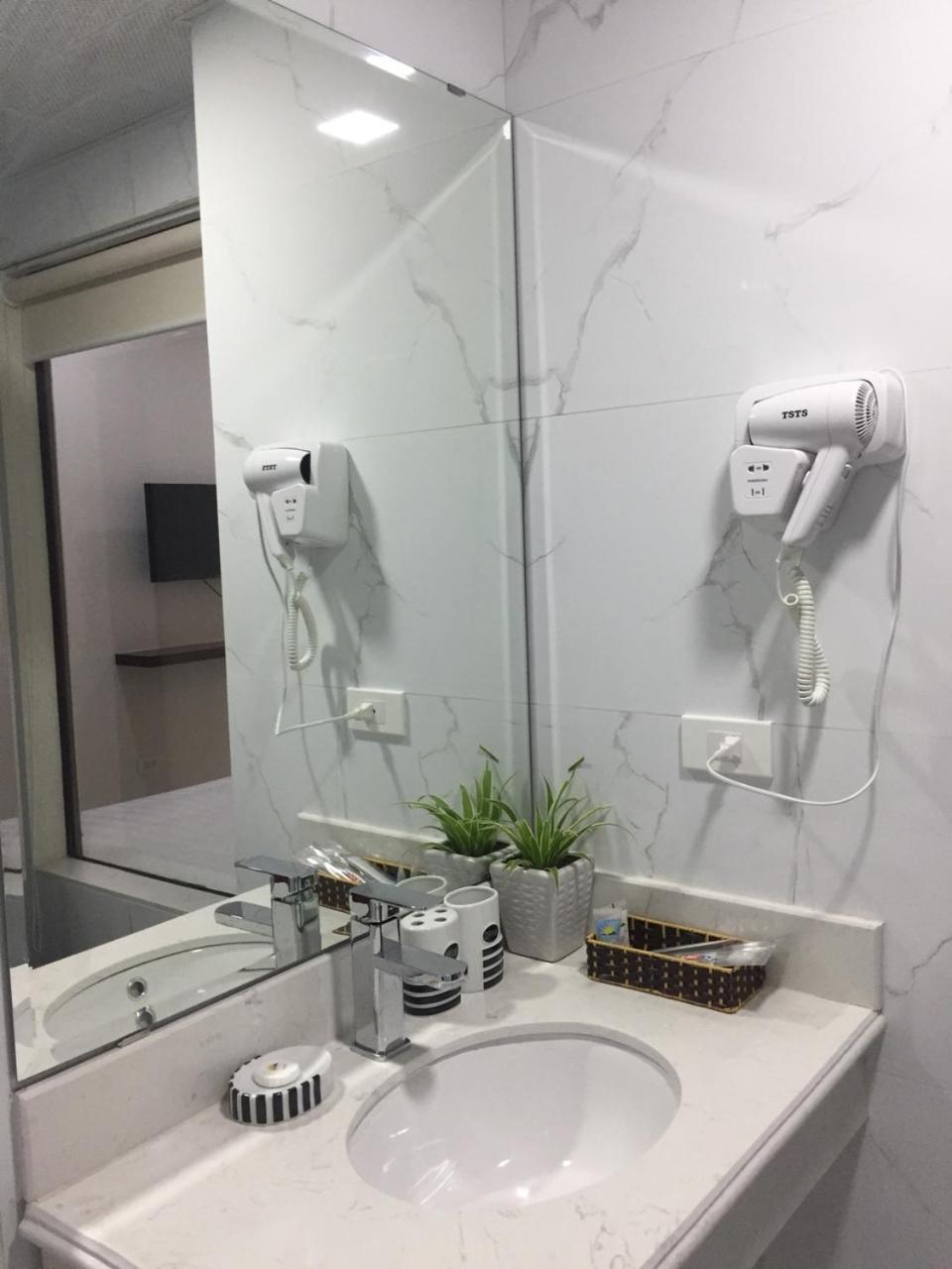 New Sun Hotel Ха Лонг Екстериор снимка